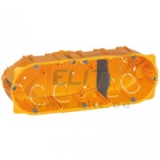 Seadmetoos BatiBox, 3gang, ø67| D50mm, dry partitions, hori./vert.