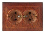 Pistikupesa Touran, komp.| 2x 2P+E 16A Schuko 250VAC, süvis, äärikuga, Nilson, kirss